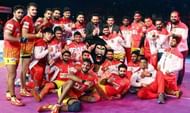गुजरात जायंट्स (Photo - Pro Kabaddi League)